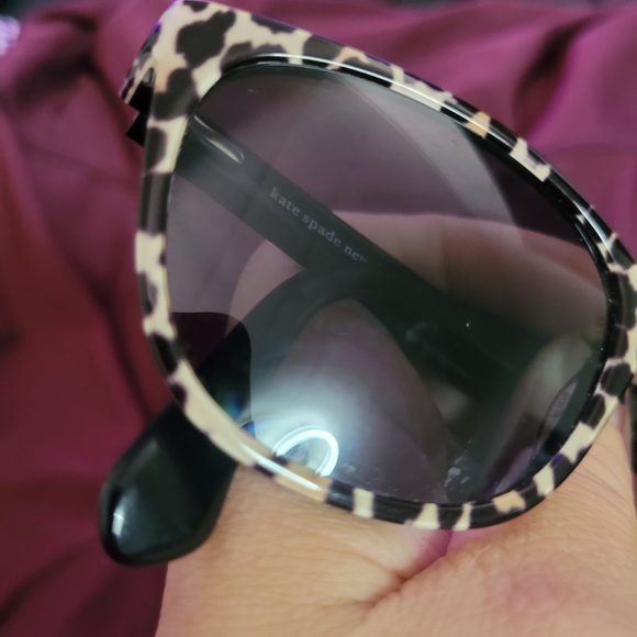 Kate Spade Leopard Print Sunglasses - Picture 6 of 7